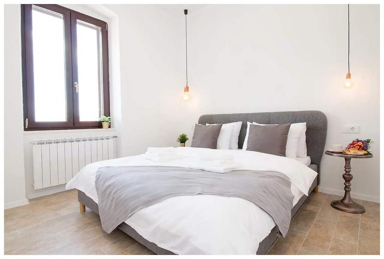 Stylish - Centre Apartment Theatre View Rijeka