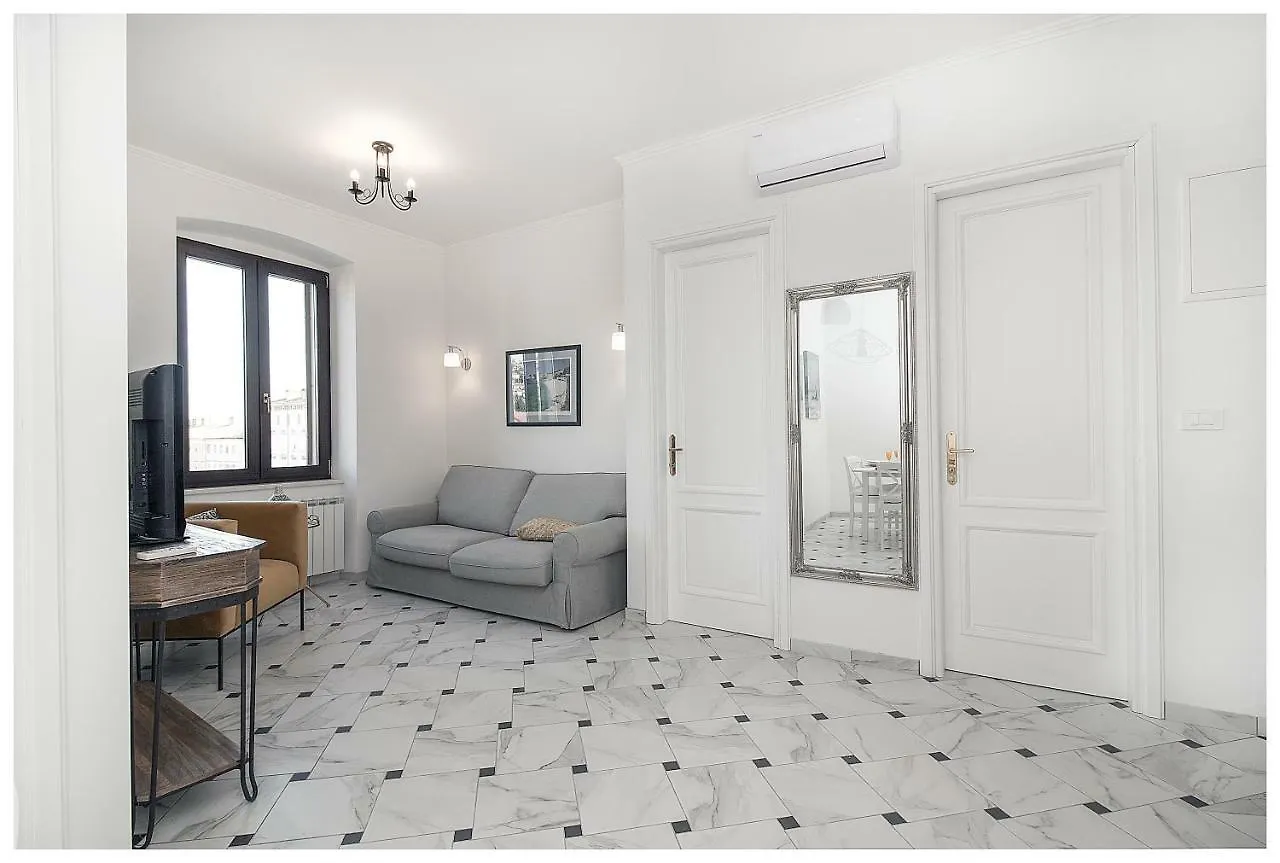 Stylish - Centre Apartment Theatre View Rijeka