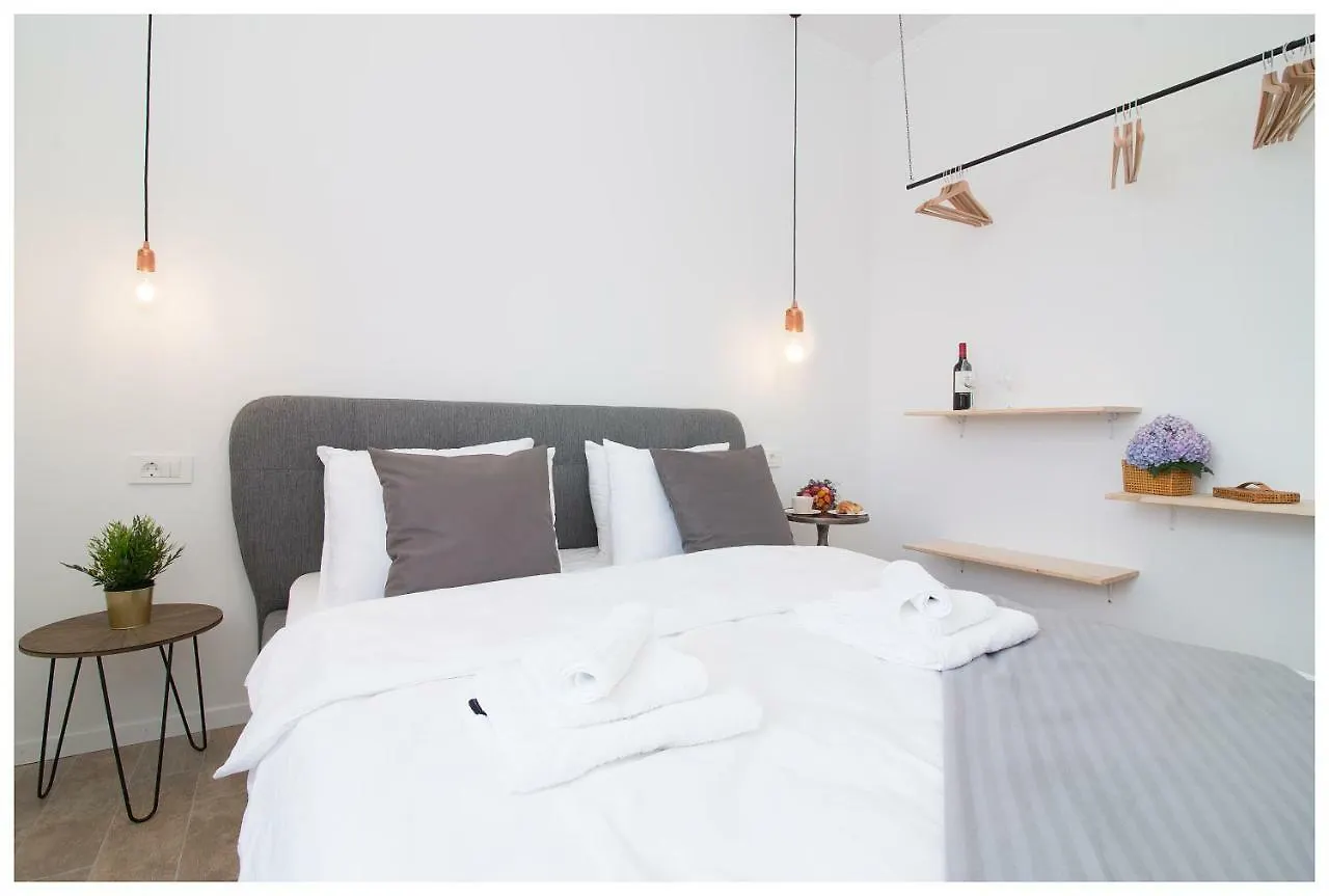 Stylish - Centre Apartment Theatre View Rijeka