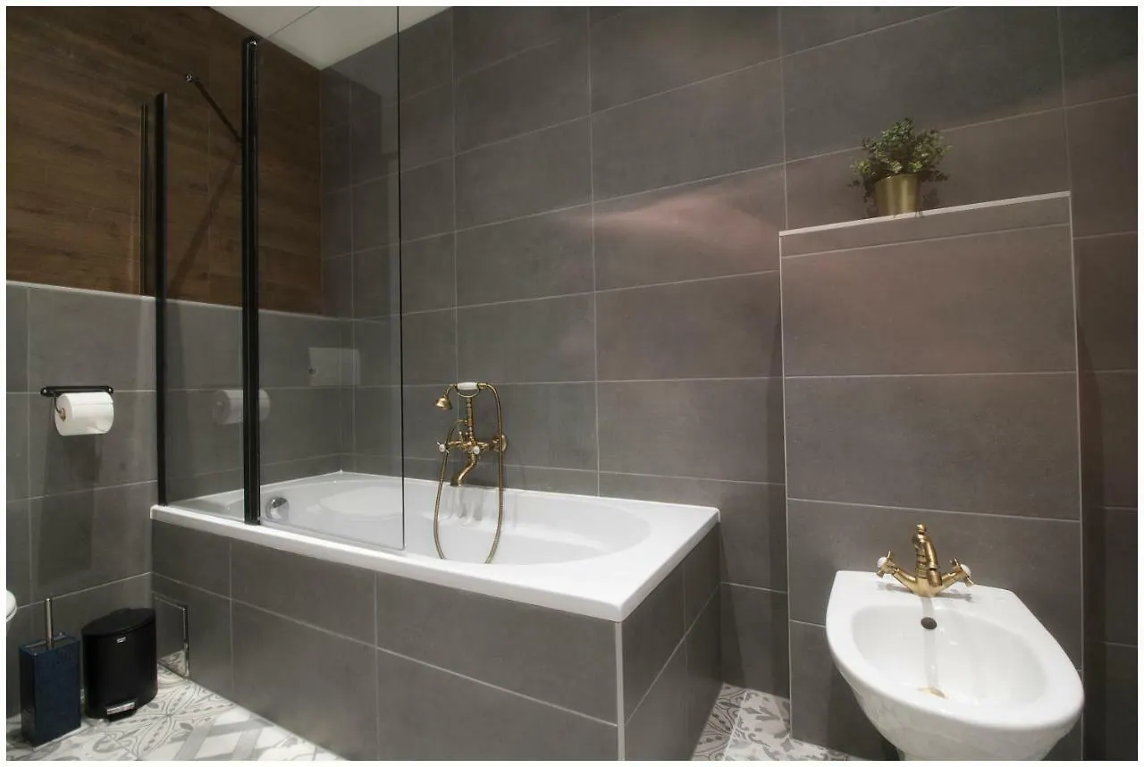 Stylish - Centre Apartment Theatre View Rijeka 0*,