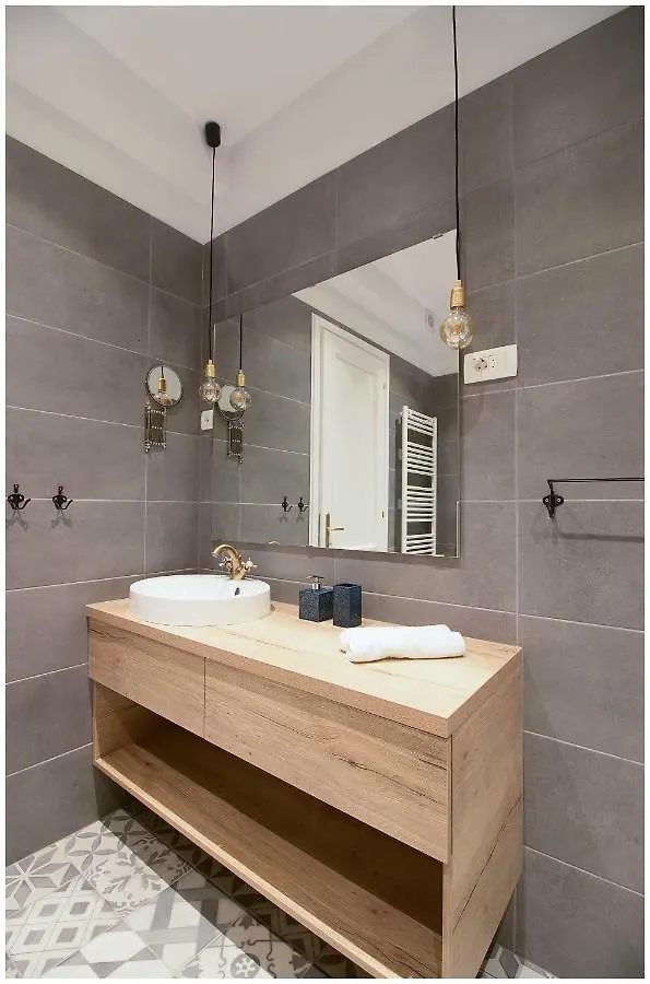 Stylish - Centre Apartment Theatre View Fiume