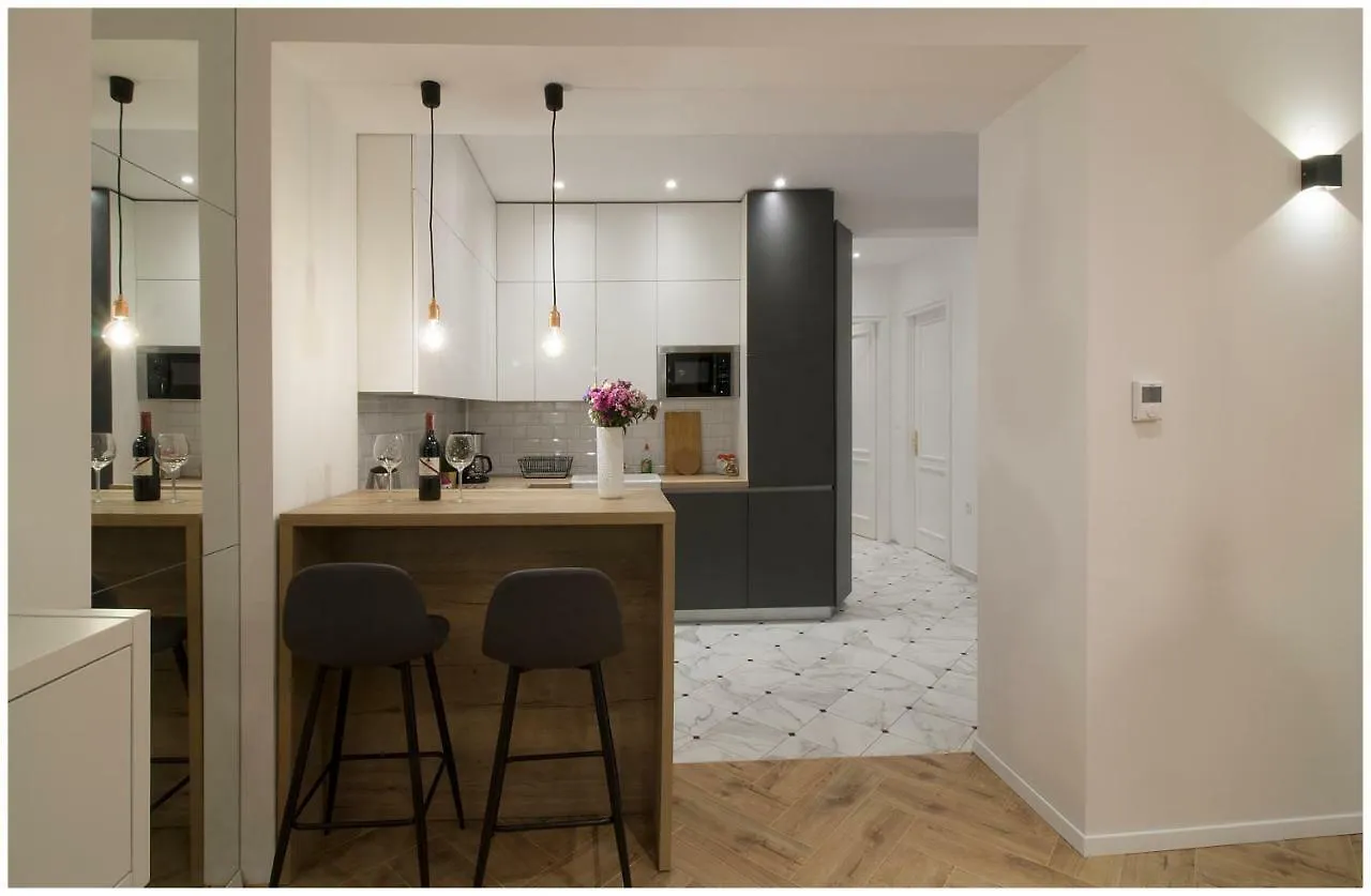 Stylish - Centre Apartment Theatre View Rijeka