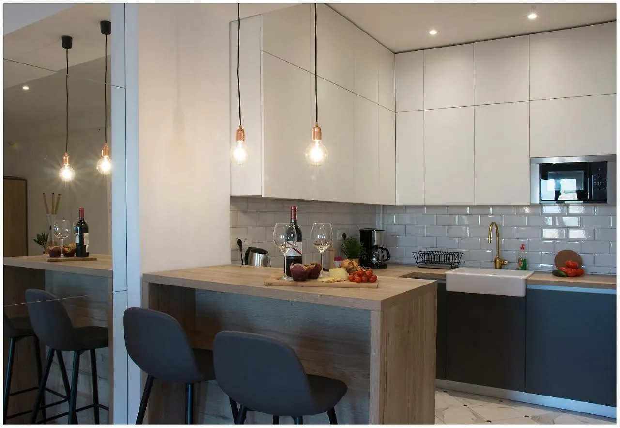 Stylish - Centre Apartment Theatre View Rijeka